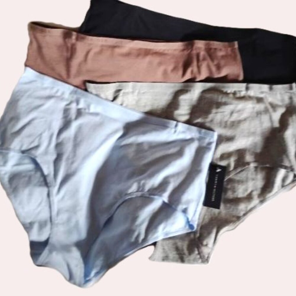Tommy Hilfiger ~ cotton blend panties ~ plus size ~ 1x - Picture 2 of 3